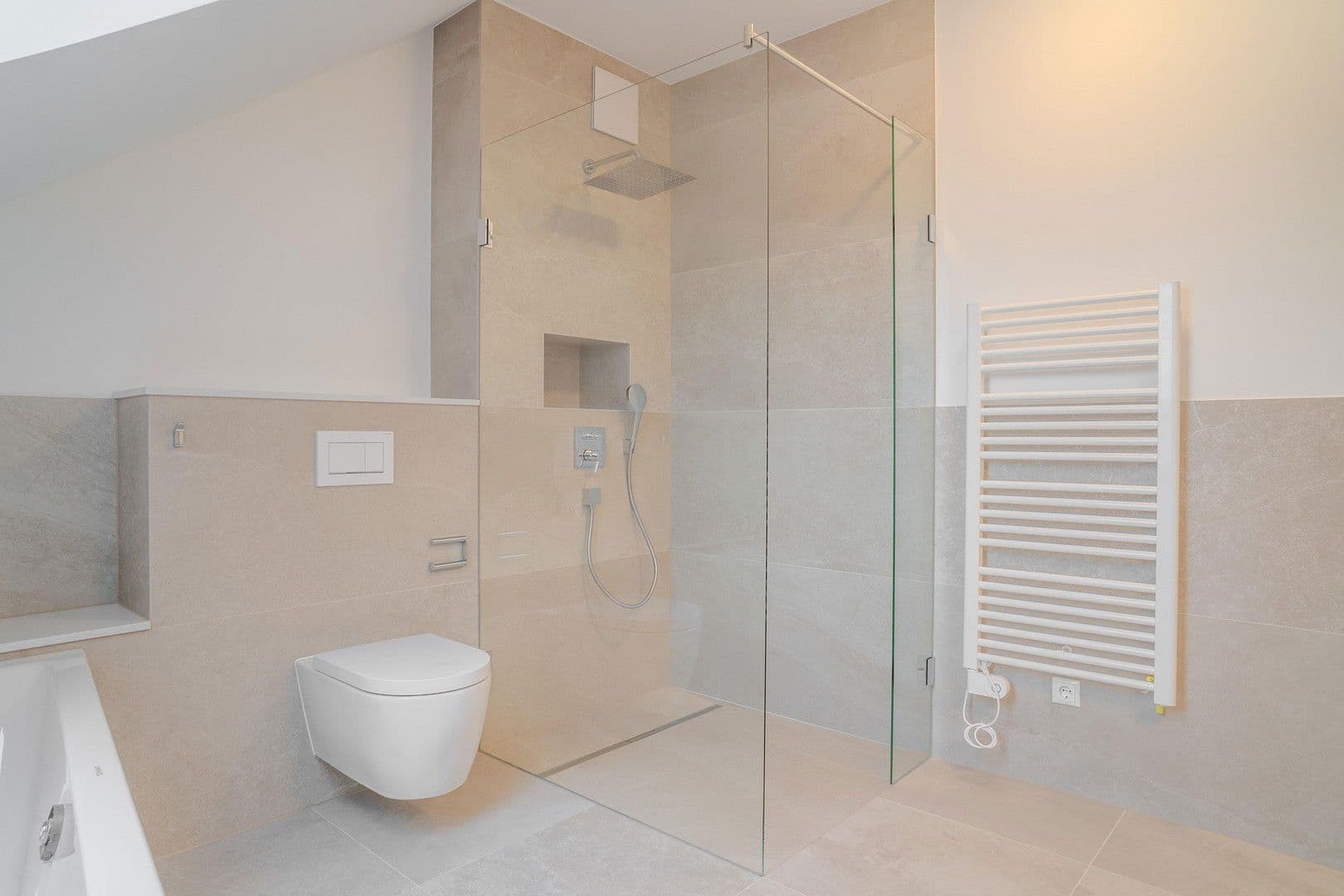 3 bedroom flat to rent, 100 m², An den Postwiesen 1, Frankfurt am Main, Hesse 3 bedroom flat to rent, 100 m², An den Postwiesen 1, Frankfurt am Main, Hesse