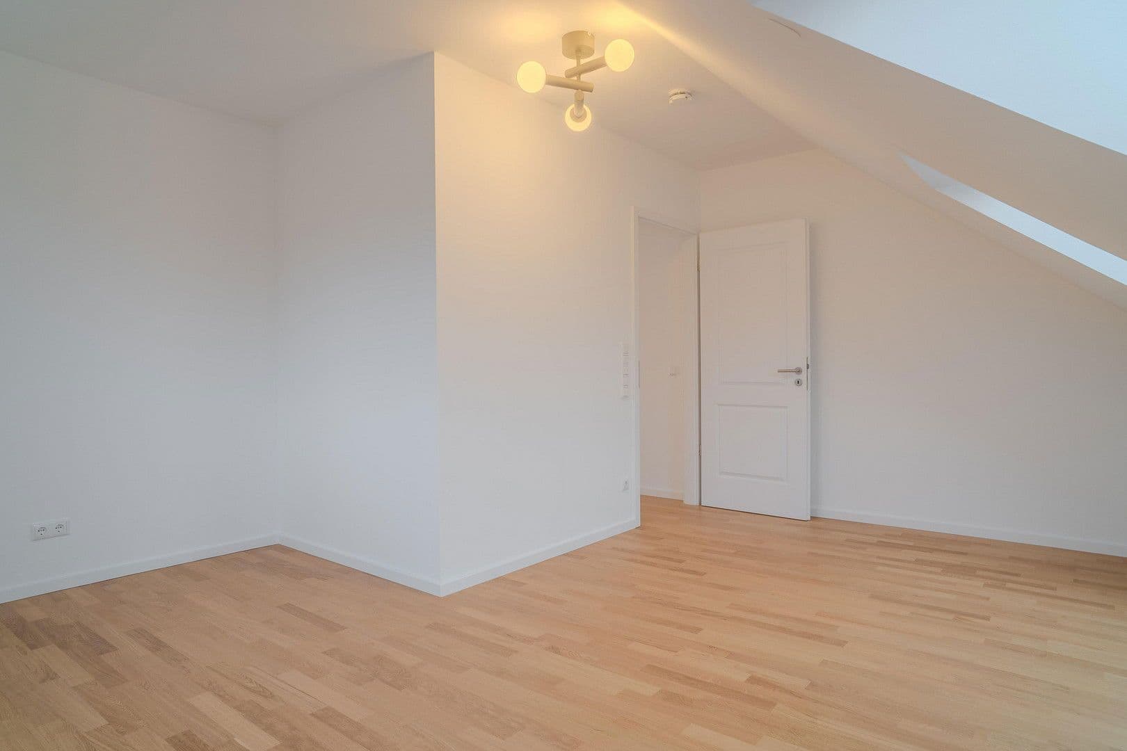 3 bedroom flat to rent, 100 m², An den Postwiesen 1, Frankfurt am Main, Hesse 3 bedroom flat to rent, 100 m², An den Postwiesen 1, Frankfurt am Main, Hesse