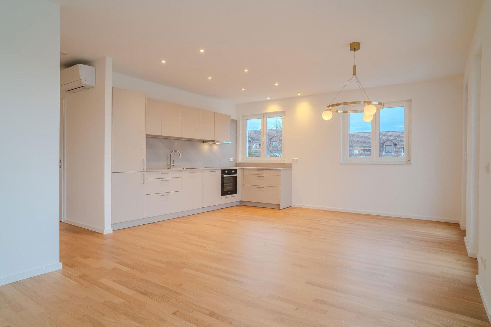 3 bedroom flat to rent, 100 m², An den Postwiesen 1, Frankfurt am Main, Hesse 3 bedroom flat to rent, 100 m², An den Postwiesen 1, Frankfurt am Main, Hesse