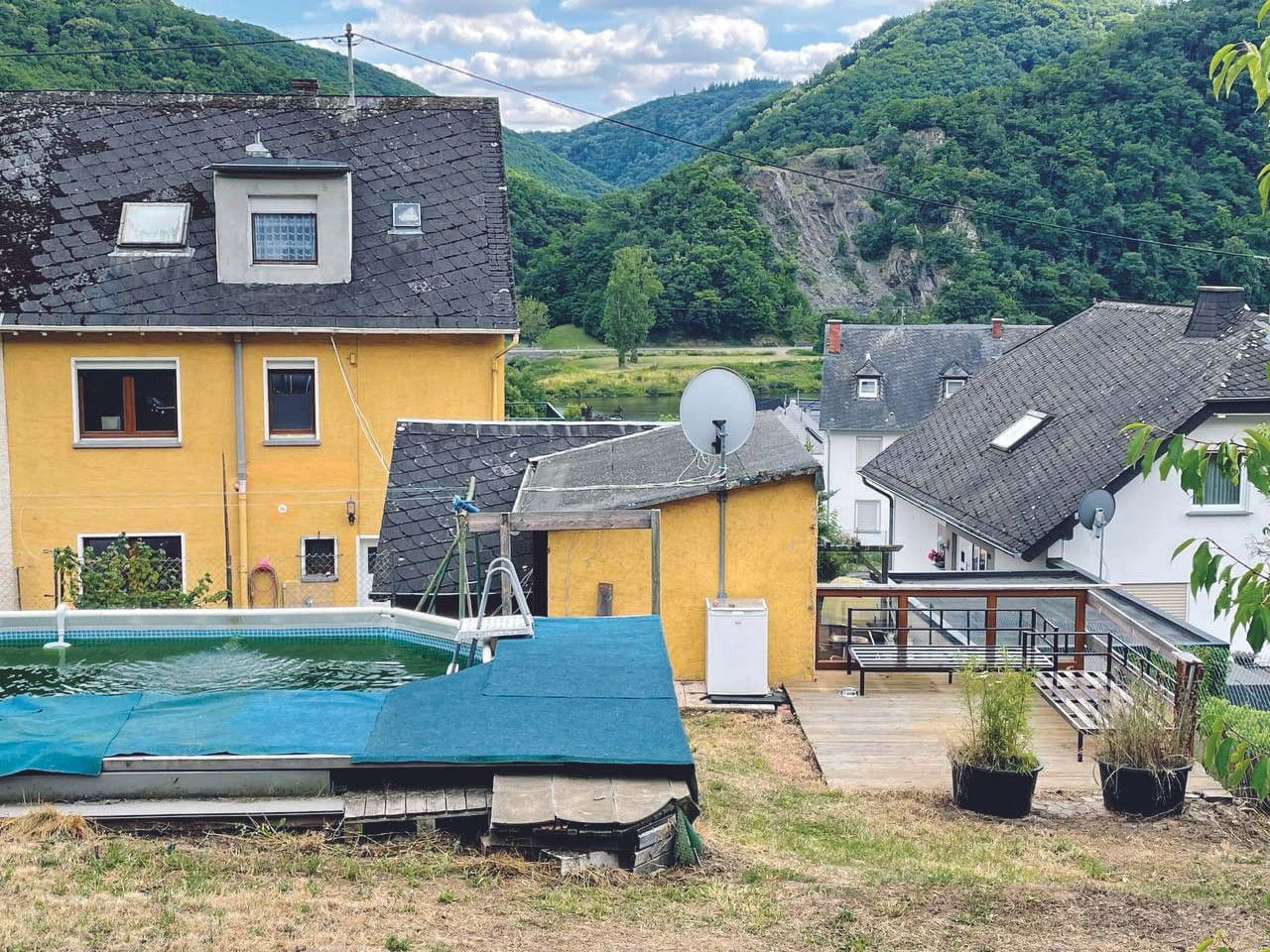 house for sale, 170 m², Müden (Mosel), Rhineland-Palatinate house for sale, 170 m², Müden (Mosel), Rhineland-Palatinate