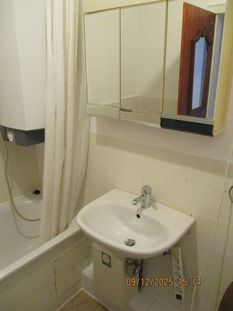 1 bedroom with open-plan kitchen flat to rent, 52 m², Heinickestr. 38, Essen, North Rhine-Westphalia 1 bedroom with open-plan kitchen flat to rent, 52 m², Heinickestr. 38, Essen, North Rhine-Westphalia