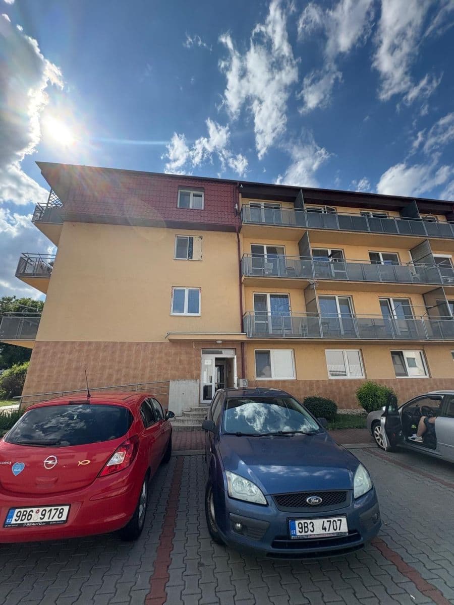 Studio flat to rent, 32 m², Břízová, Ivančice, Jihomoravský Region Studio flat to rent, 32 m², Břízová, Ivančice, Jihomoravský Region