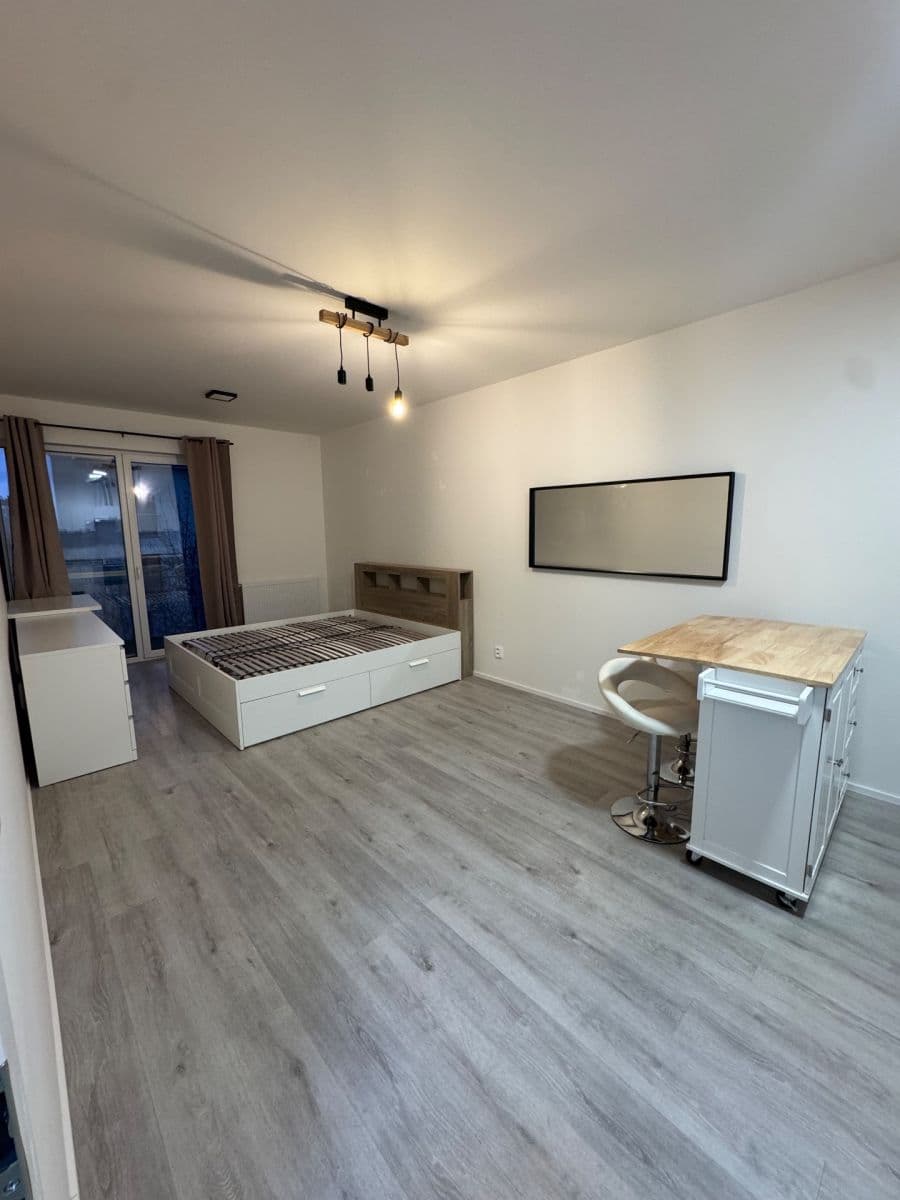 Studio flat to rent, 37 m², Petra Bezruče, Jevíčko, Pardubický Region Studio flat to rent, 37 m², Petra Bezruče, Jevíčko, Pardubický Region