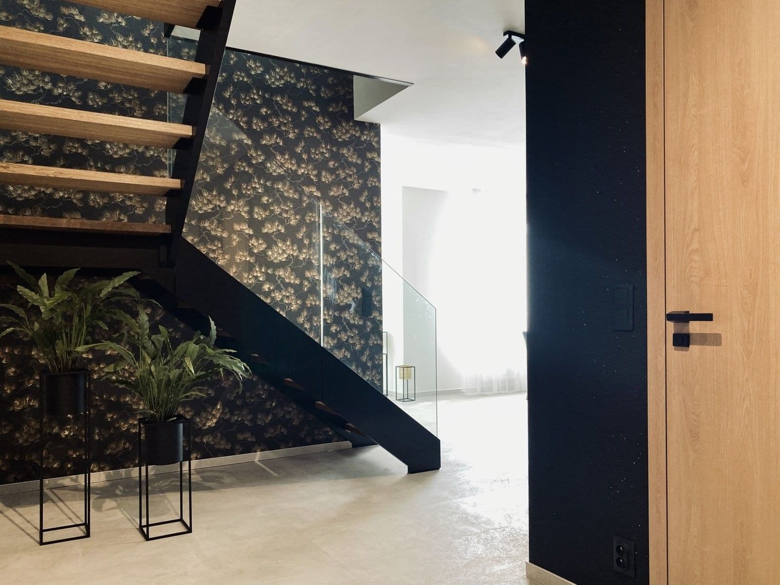 2 bedroom with open-plan kitchen flat to rent, 118 m², V Zeleném údolí, Prague, Prague 2 bedroom with open-plan kitchen flat to rent, 118 m², V Zeleném údolí, Prague, Prague