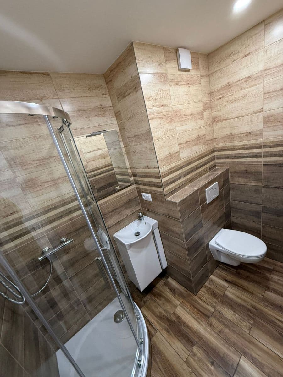 2 bedroom flat to rent, 46 m², Komenského, Odolena Voda, Středočeský Region 2 bedroom flat to rent, 46 m², Komenského, Odolena Voda, Středočeský Region