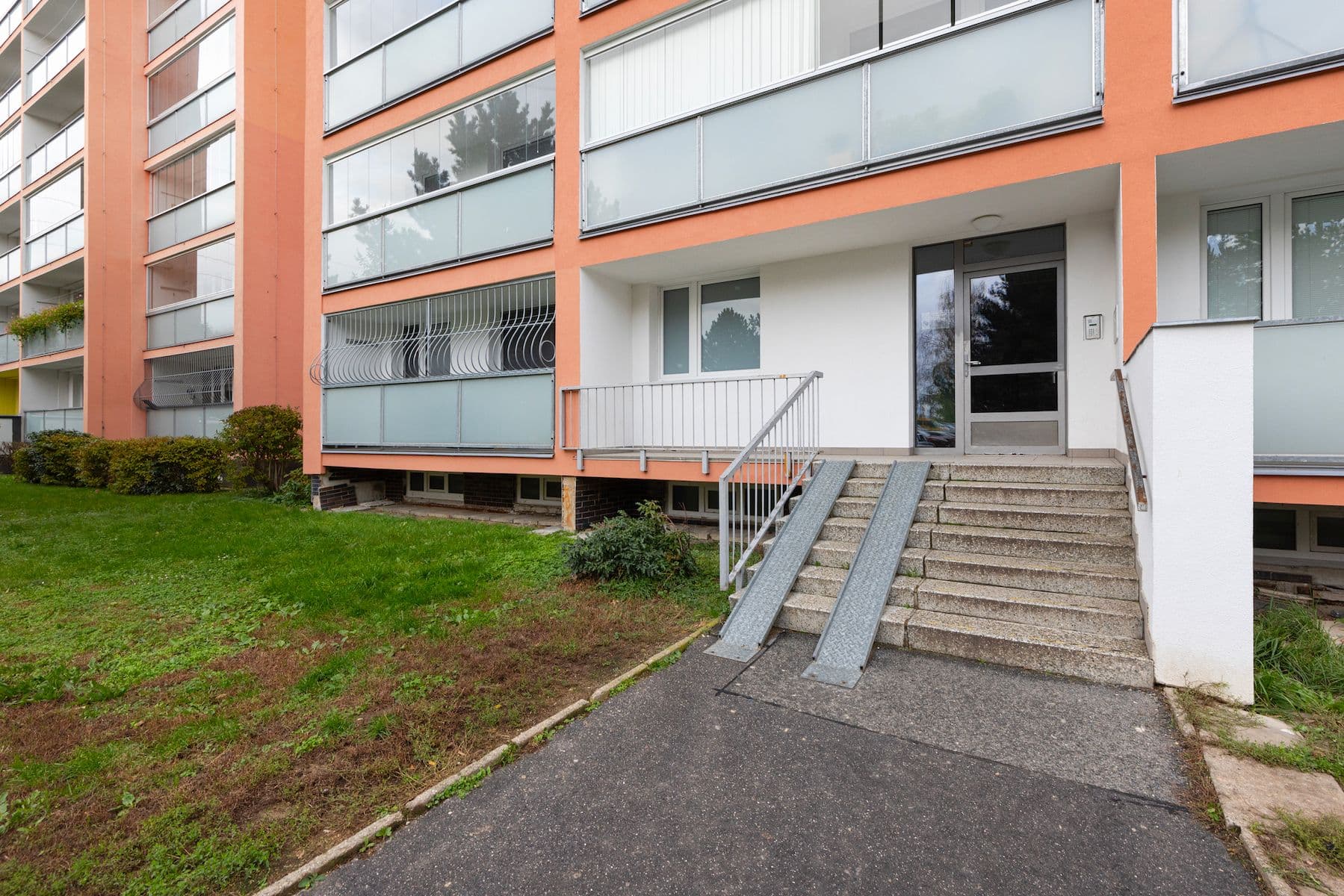 1 bedroom with open-plan kitchen flat for sale, 43 m², Kurčatovova, Prague, Prague 1 bedroom with open-plan kitchen flat for sale, 43 m², Kurčatovova, Prague, Prague