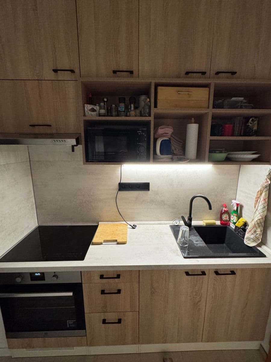 Small studio flat to rent, 23 m², Nobelova, Nové Mesto, Bratislavský Region Small studio flat to rent, 23 m², Nobelova, Nové Mesto, Bratislavský Region