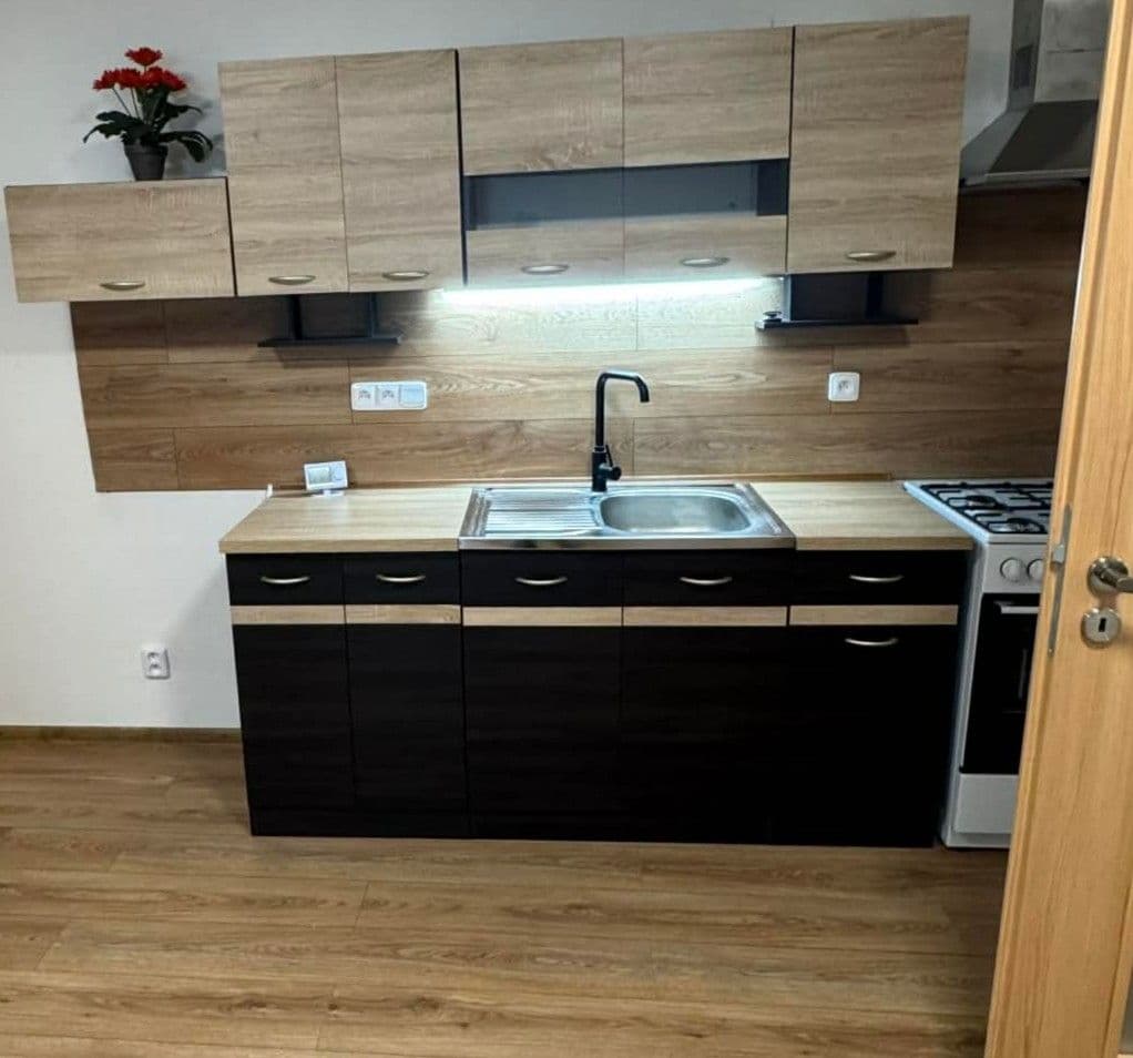 2 bedroom flat to rent, 45 m², Kožušany-Tážaly, Olomoucký Region 2 bedroom flat to rent, 45 m², Kožušany-Tážaly, Olomoucký Region