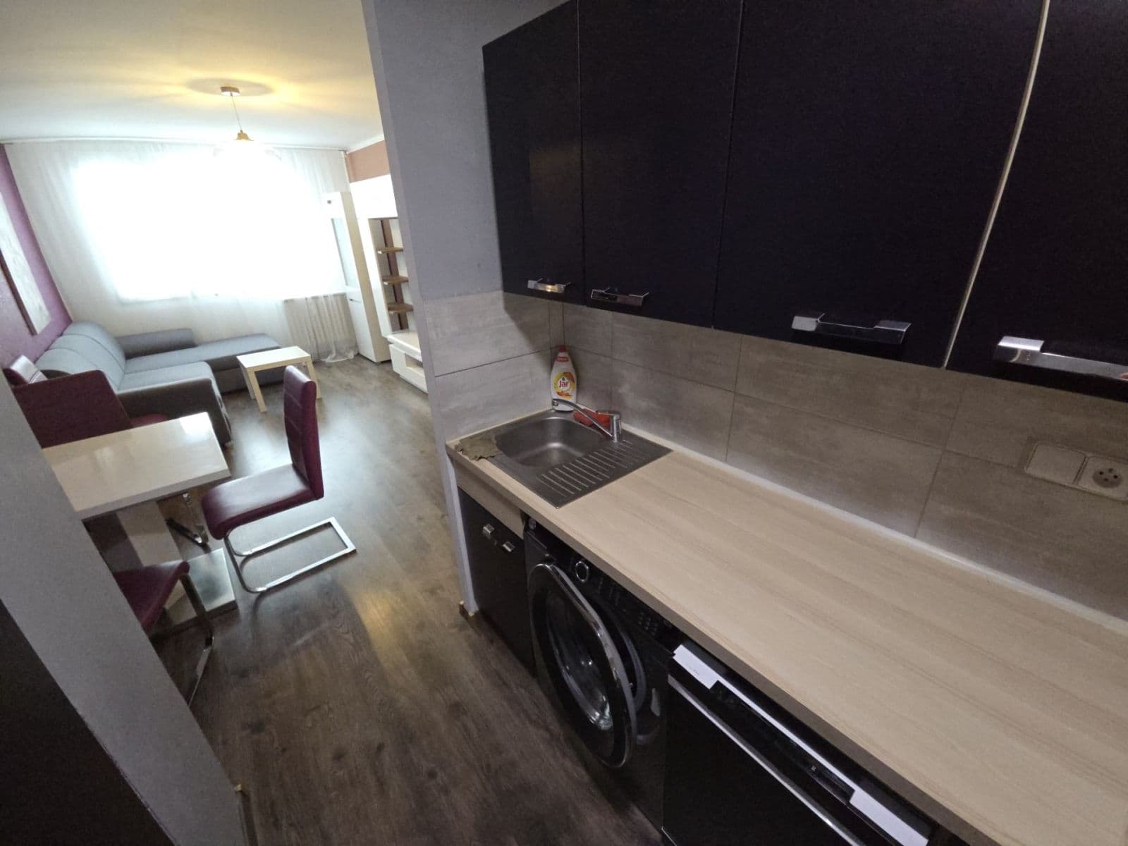 1 bedroom with open-plan kitchen flat to rent, 42 m², Mendelova, Prague, Prague 1 bedroom with open-plan kitchen flat to rent, 42 m², Mendelova, Prague, Prague