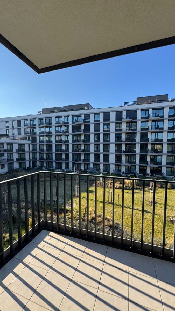 Studio flat to rent, 36 m², Stejnosměrná, Prague, Prague Studio flat to rent, 36 m², Stejnosměrná, Prague, Prague