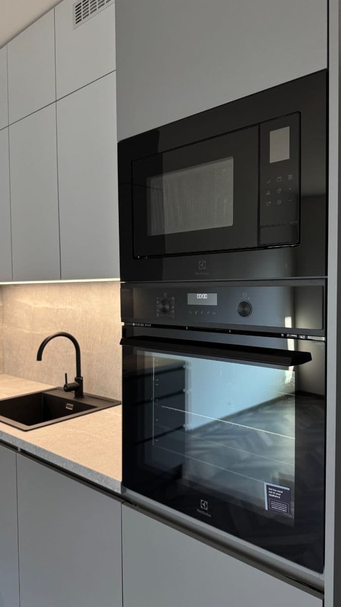 Studio flat to rent, 36 m², Stejnosměrná, Prague, Prague Studio flat to rent, 36 m², Stejnosměrná, Prague, Prague