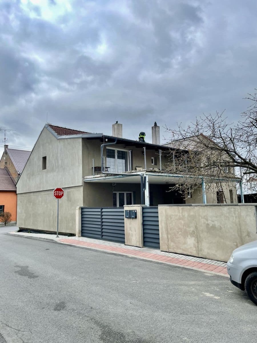 4 bedroom with open-plan kitchen flat to rent, 97 m², Na Bečvě, Lipník nad Bečvou, Olomoucký Region 4 bedroom with open-plan kitchen flat to rent, 97 m², Na Bečvě, Lipník nad Bečvou, Olomoucký Region