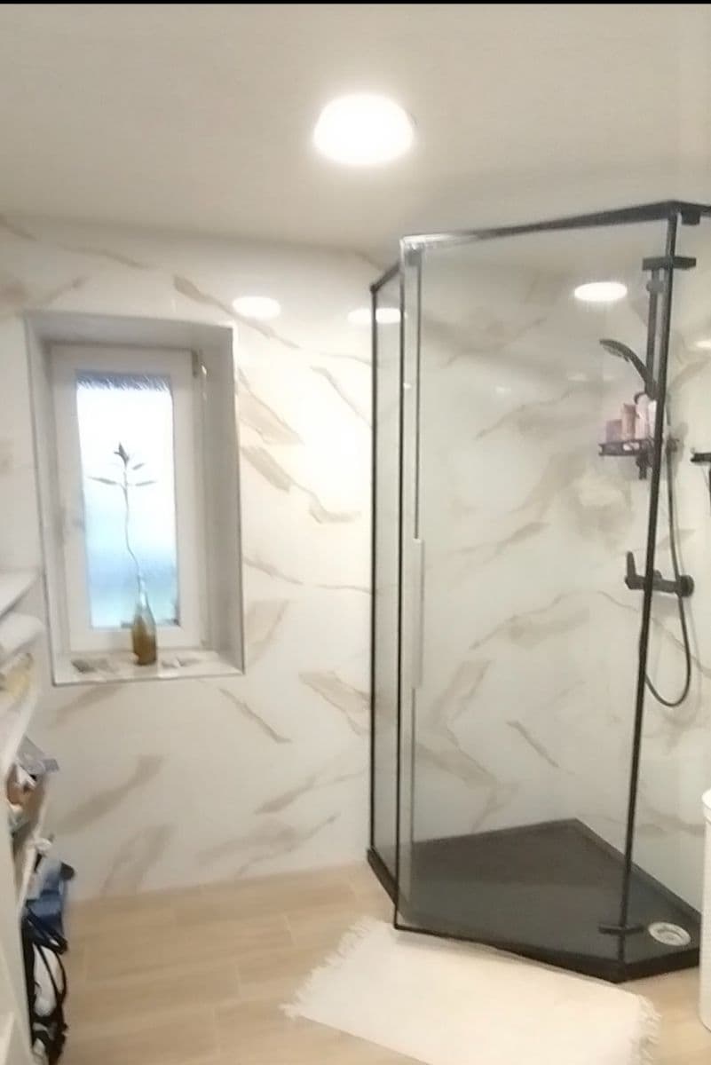 4 bedroom with open-plan kitchen flat to rent, 97 m², Na Bečvě, Lipník nad Bečvou, Olomoucký Region 4 bedroom with open-plan kitchen flat to rent, 97 m², Na Bečvě, Lipník nad Bečvou, Olomoucký Region