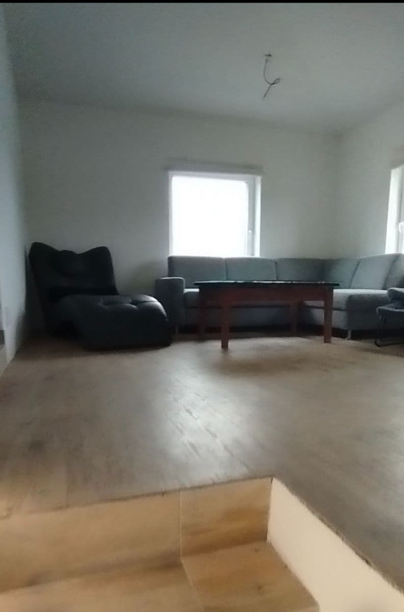 4 bedroom with open-plan kitchen flat to rent, 97 m², Na Bečvě, Lipník nad Bečvou, Olomoucký Region 4 bedroom with open-plan kitchen flat to rent, 97 m², Na Bečvě, Lipník nad Bečvou, Olomoucký Region