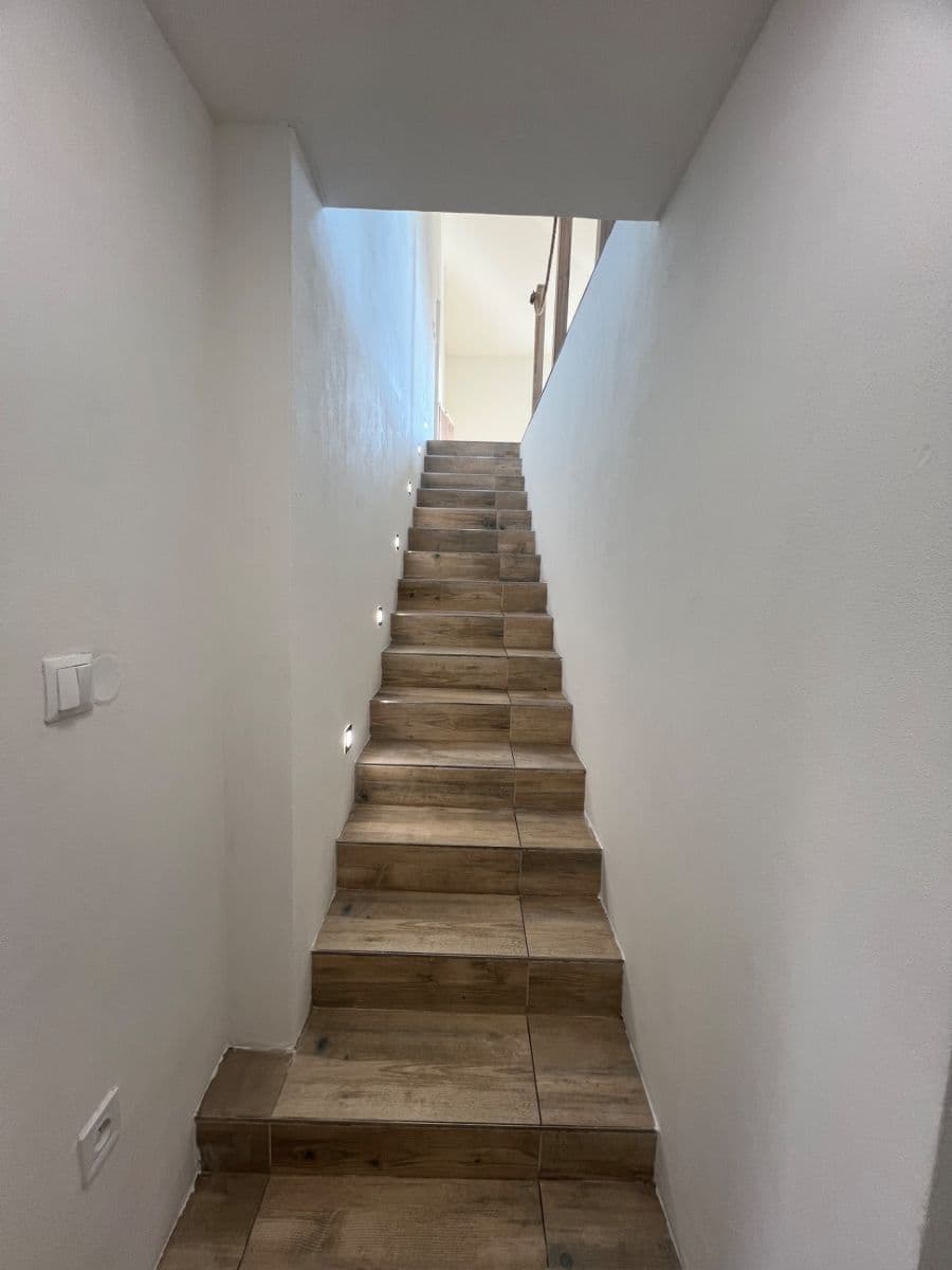 3 bedroom with open-plan kitchen flat to rent, 125 m², Na Bečvě, Lipník nad Bečvou, Olomoucký Region 3 bedroom with open-plan kitchen flat to rent, 125 m², Na Bečvě, Lipník nad Bečvou, Olomoucký Region