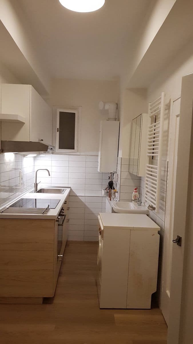 2 bedroom flat to rent, 41 m², Tišnovská, Brno, Jihomoravský Region 2 bedroom flat to rent, 41 m², Tišnovská, Brno, Jihomoravský Region