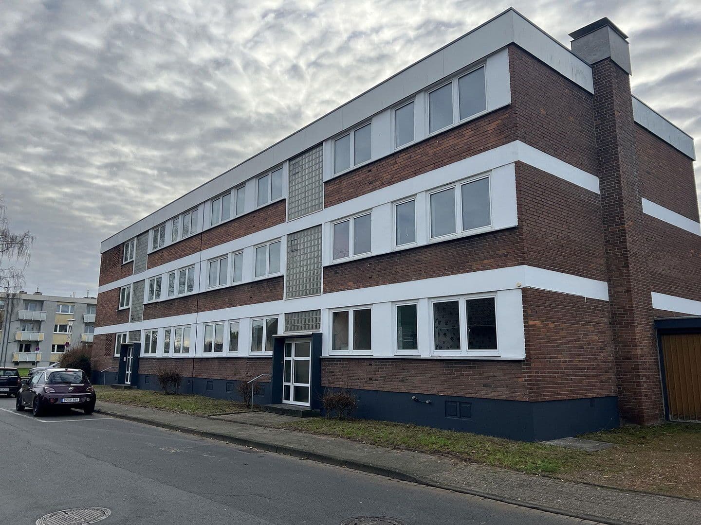 house for sale, 840 m², Schulstraße 72, Kamp-Lintfort, North Rhine-Westphalia house for sale, 840 m², Schulstraße 72, Kamp-Lintfort, North Rhine-Westphalia