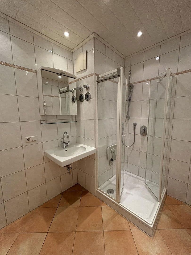 3 bedroom flat to rent, 87 m², Bergstraße 59, Würzburg, Bavaria 3 bedroom flat to rent, 87 m², Bergstraße 59, Würzburg, Bavaria