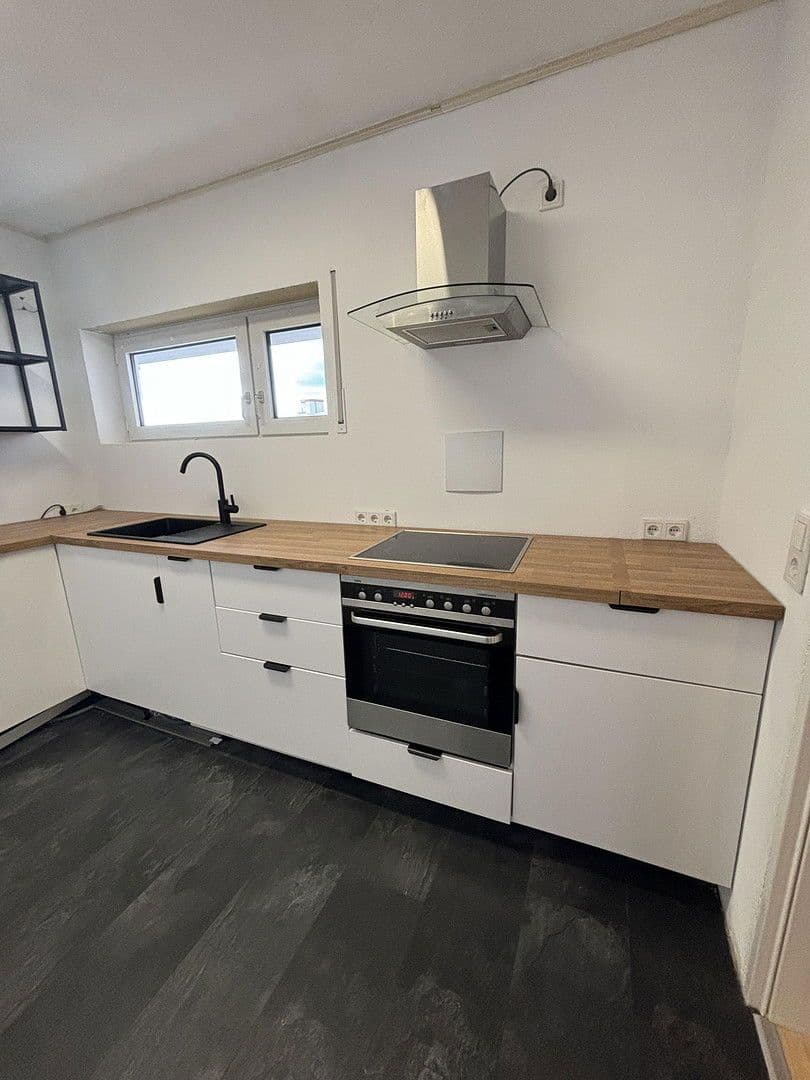 3 bedroom flat to rent, 87 m², Bergstraße 59, Würzburg, Bavaria 3 bedroom flat to rent, 87 m², Bergstraße 59, Würzburg, Bavaria