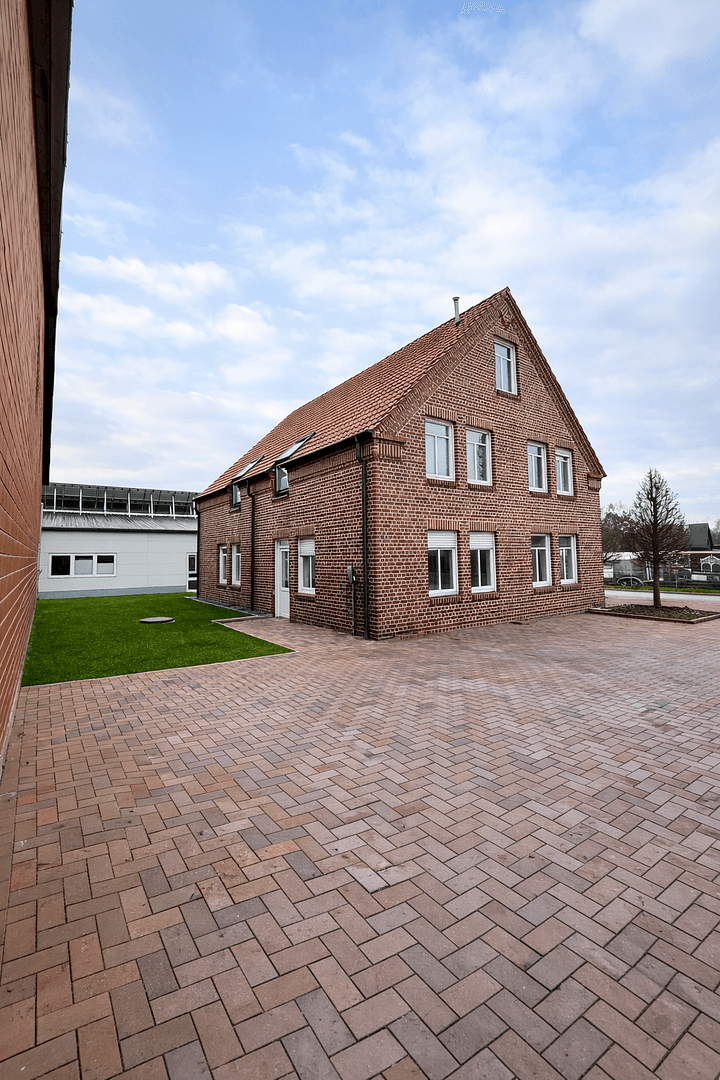 non-residential property to rent, 3,500 m², Daimlerstraße 25, Ahaus, North Rhine-Westphalia non-residential property to rent, 3,500 m², Daimlerstraße 25, Ahaus, North Rhine-Westphalia