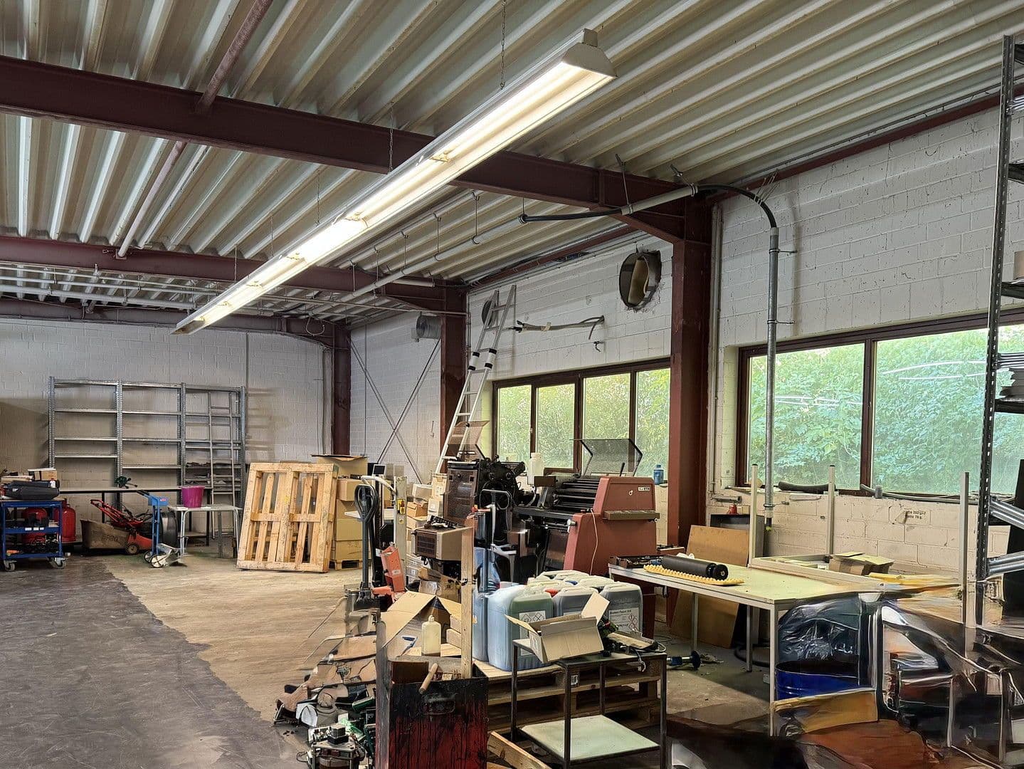 non-residential property for sale, 2,000 m², Sarstedt, Lower Saxony non-residential property for sale, 2,000 m², Sarstedt, Lower Saxony