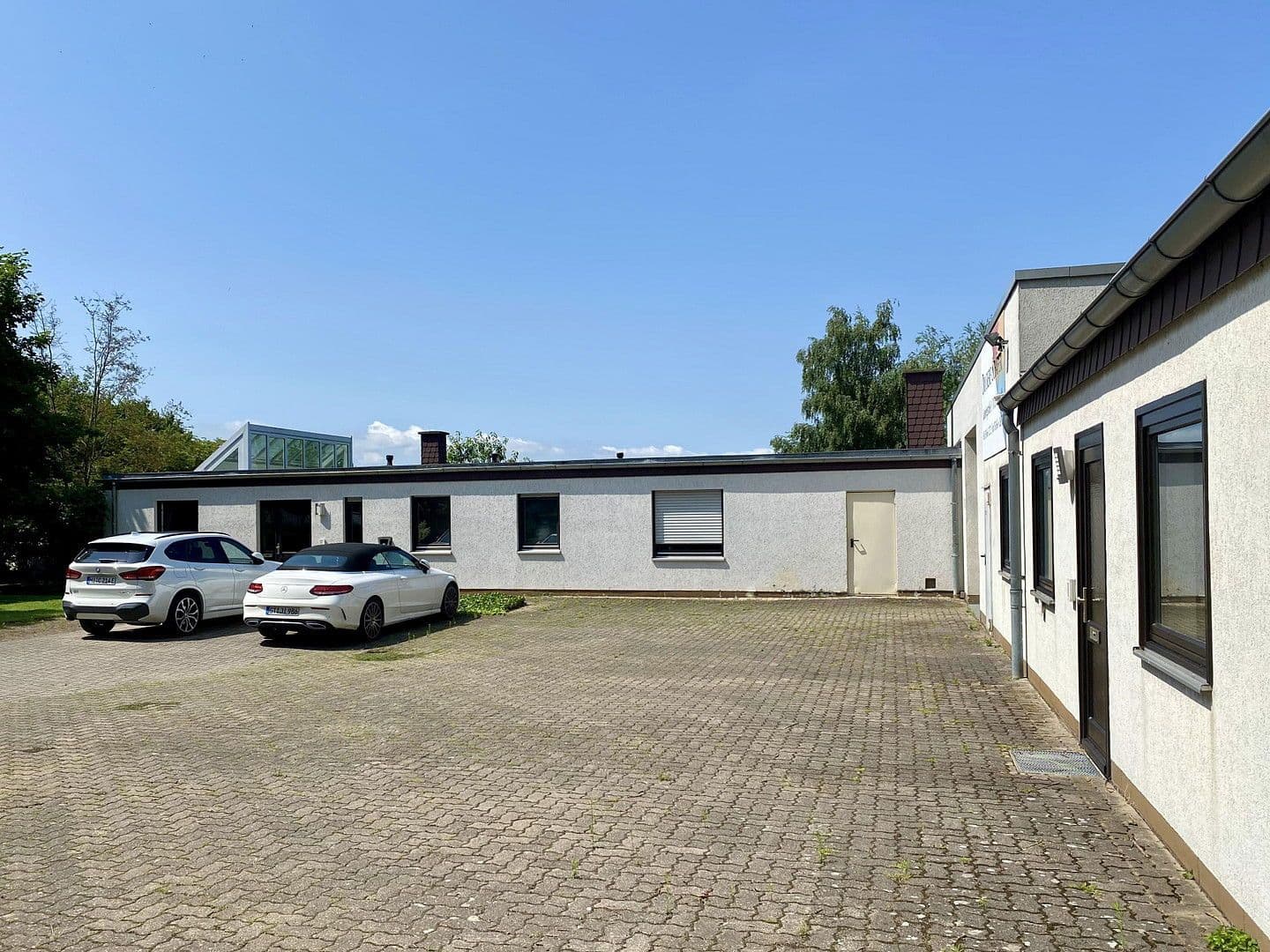 non-residential property for sale, 2,000 m², Sarstedt, Lower Saxony non-residential property for sale, 2,000 m², Sarstedt, Lower Saxony