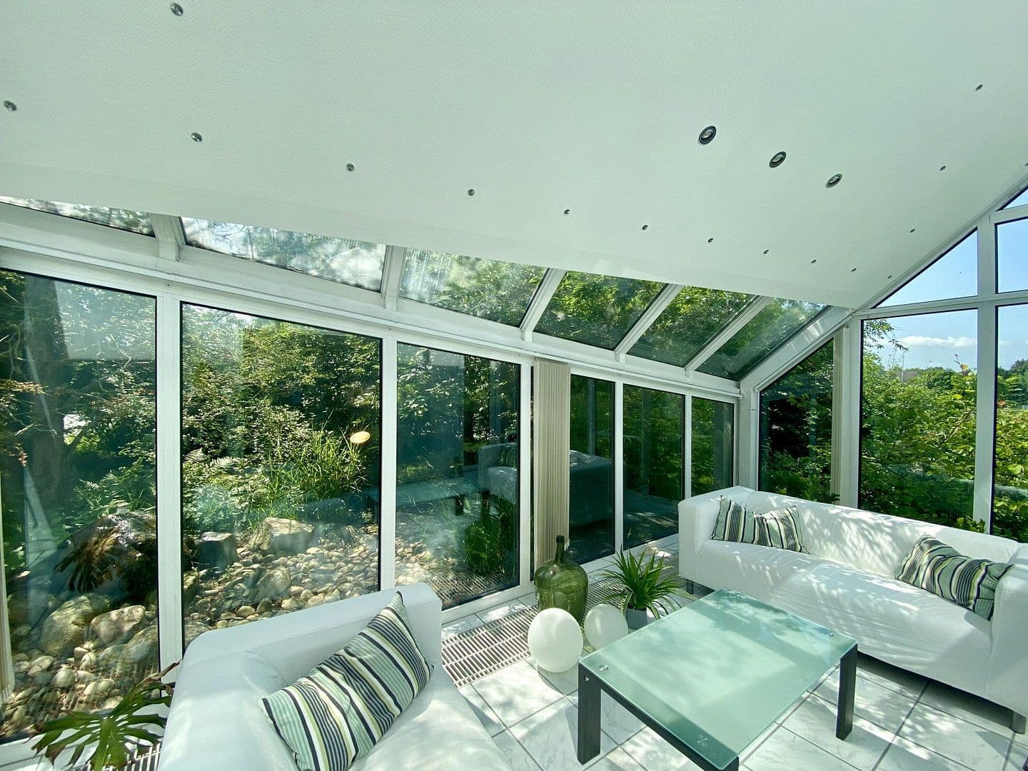 non-residential property for sale, 2,000 m², Sarstedt, Lower Saxony non-residential property for sale, 2,000 m², Sarstedt, Lower Saxony