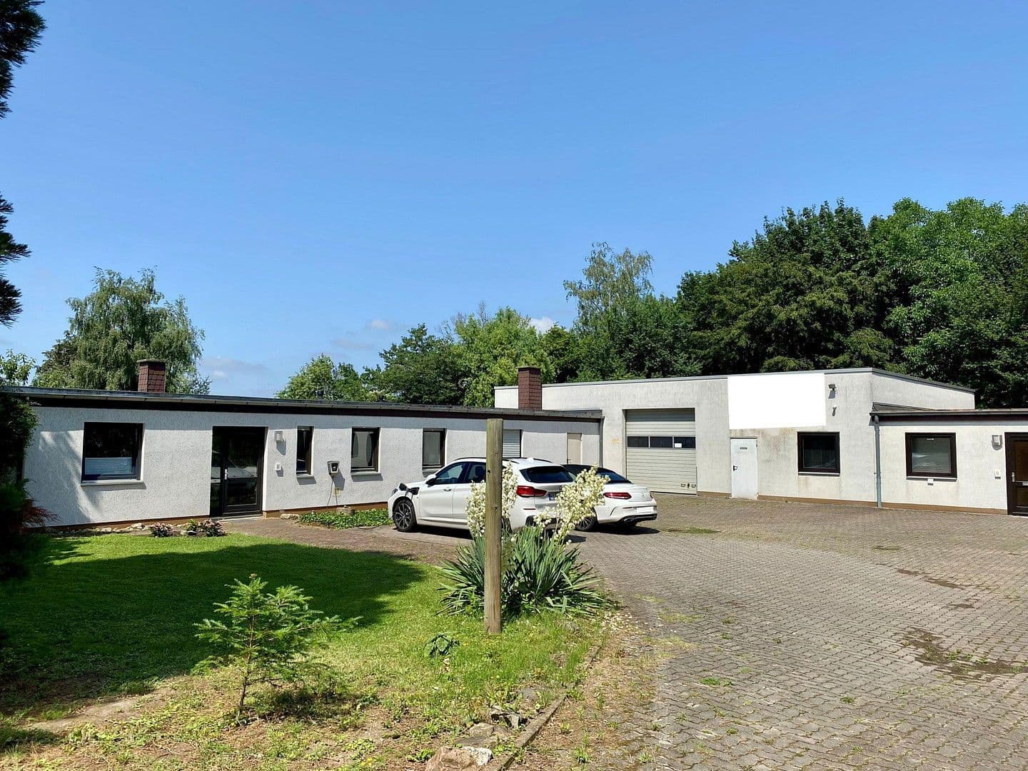 non-residential property for sale, 2,000 m², Sarstedt, Lower Saxony non-residential property for sale, 2,000 m², Sarstedt, Lower Saxony