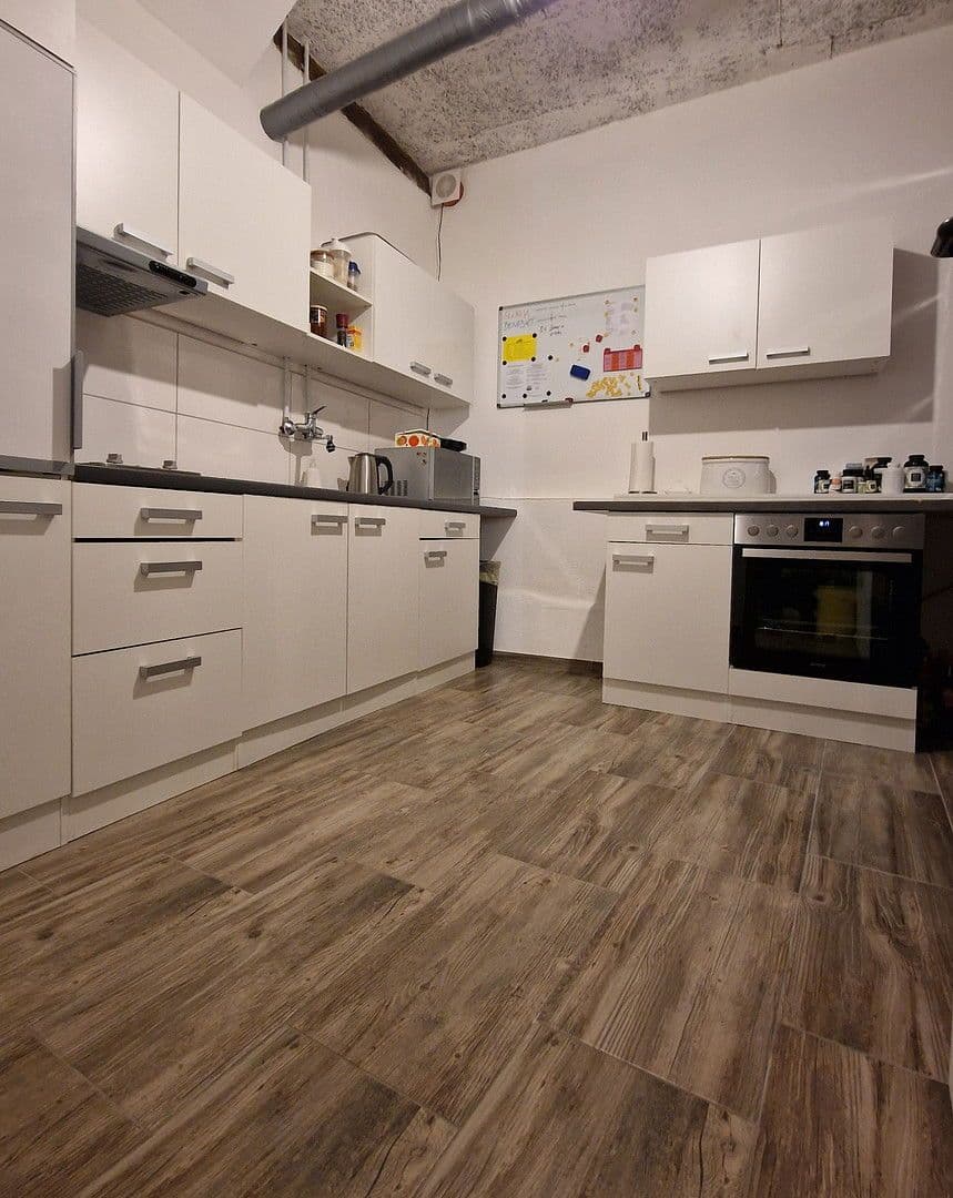 2 bedroom with open-plan kitchen flat to rent, 127 m², Strümpfelbacher Str. 7a, Stuttgart, Baden-Württemberg 2 bedroom with open-plan kitchen flat to rent, 127 m², Strümpfelbacher Str. 7a, Stuttgart, Baden-Württemberg