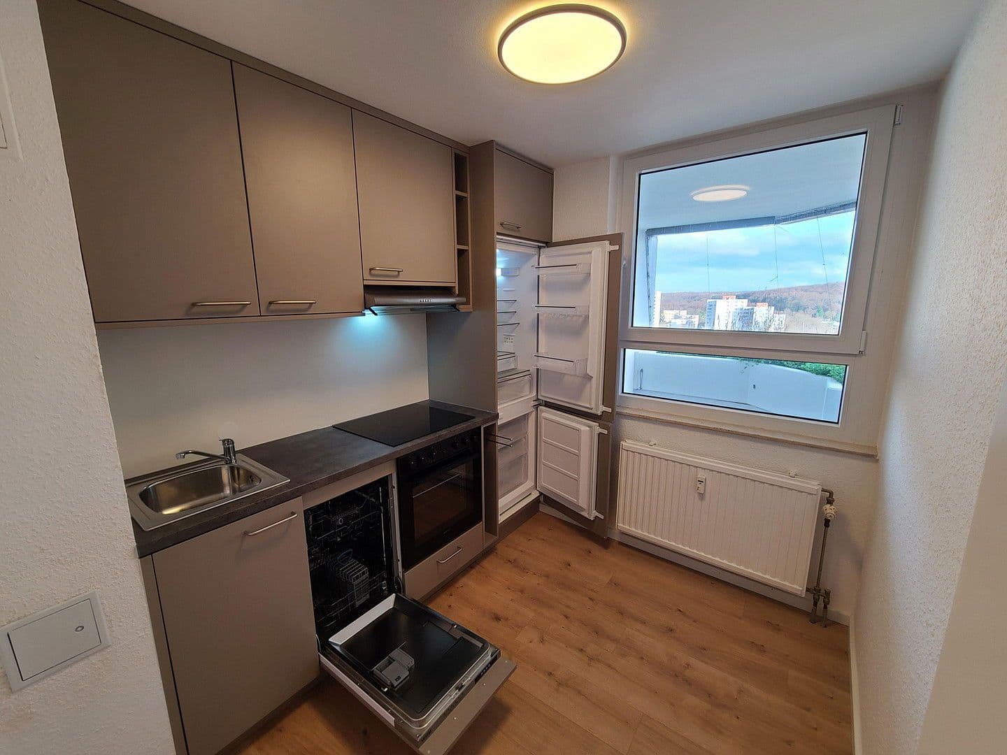 1 bedroom with open-plan kitchen flat to rent, 73 m², Siemensstraße 10, Darmstadt, Hesse 1 bedroom with open-plan kitchen flat to rent, 73 m², Siemensstraße 10, Darmstadt, Hesse