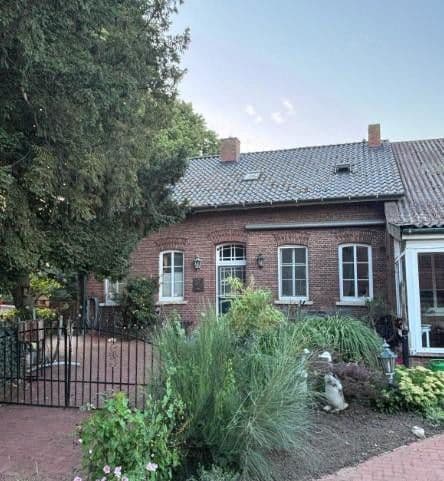 house for sale, 160 m², St. Georgiwold 28, Weener, Lower Saxony house for sale, 160 m², St. Georgiwold 28, Weener, Lower Saxony