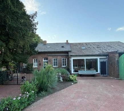 house for sale, 160 m², St. Georgiwold 28, Weener, Lower Saxony house for sale, 160 m², St. Georgiwold 28, Weener, Lower Saxony