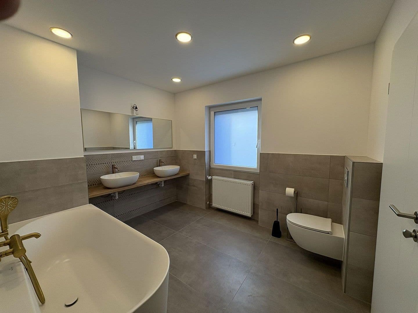 4 bedroom flat to rent, 108 m², Luisenstraße 121a, Siegburg, North Rhine-Westphalia 4 bedroom flat to rent, 108 m², Luisenstraße 121a, Siegburg, North Rhine-Westphalia