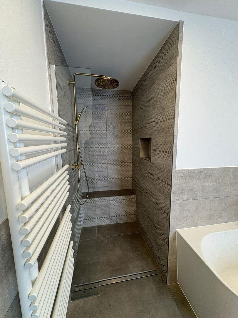 4 bedroom flat to rent, 108 m², Luisenstraße 121a, Siegburg, North Rhine-Westphalia 4 bedroom flat to rent, 108 m², Luisenstraße 121a, Siegburg, North Rhine-Westphalia