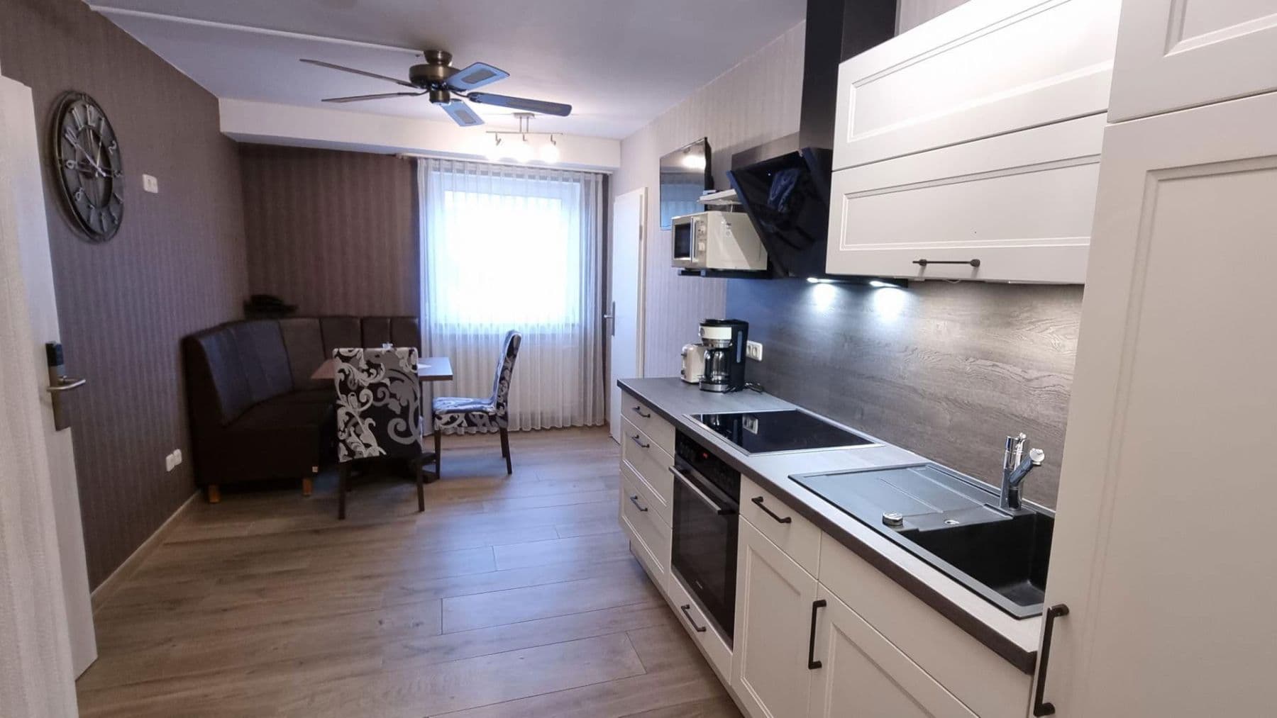 house for sale, 1,691 m², Zum weißen Kreuz 20, Oberthulba, Bavaria house for sale, 1,691 m², Zum weißen Kreuz 20, Oberthulba, Bavaria