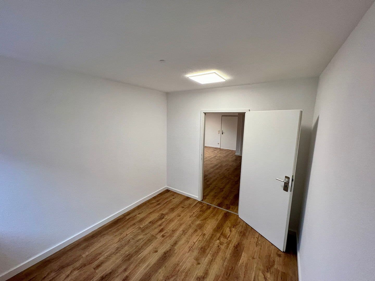 office to rent, 80 m², Schwetzingen, Baden-Württemberg office to rent, 80 m², Schwetzingen, Baden-Württemberg