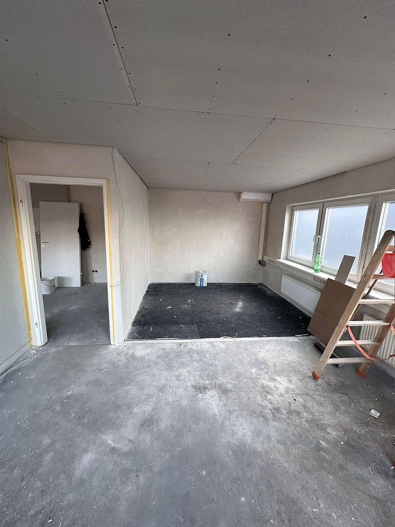 office to rent, 80 m², Schwetzingen, Baden-Württemberg office to rent, 80 m², Schwetzingen, Baden-Württemberg