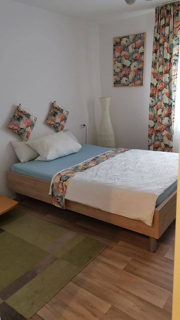 1 bedroom with open-plan kitchen flat to rent, 65 m², Ludwigshafen, Rhineland-Palatinate 1 bedroom with open-plan kitchen flat to rent, 65 m², Ludwigshafen, Rhineland-Palatinate