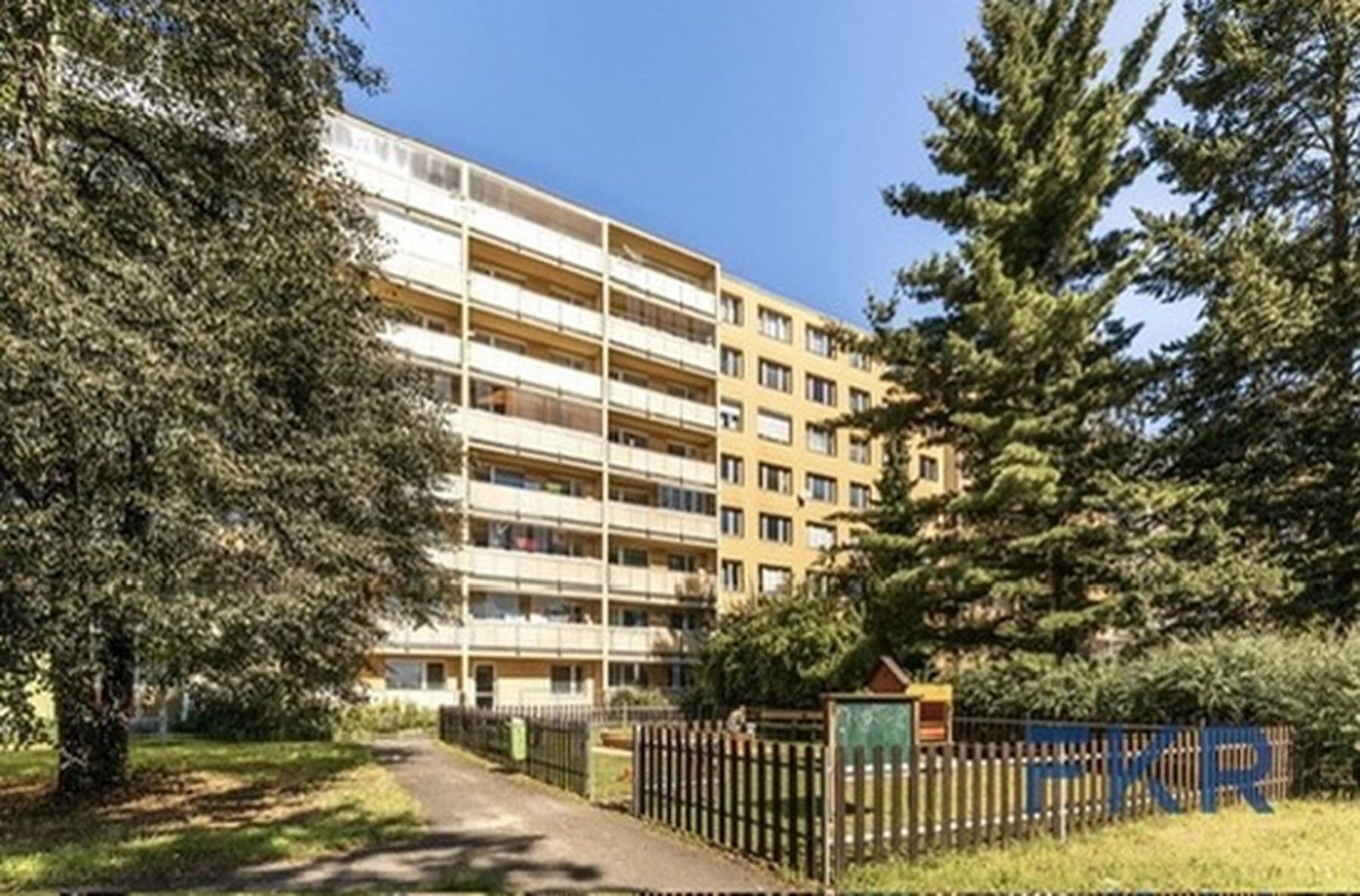 1 bedroom with open-plan kitchen flat to rent, 42 m², Zárybská, Prague, Prague 1 bedroom with open-plan kitchen flat to rent, 42 m², Zárybská, Prague, Prague