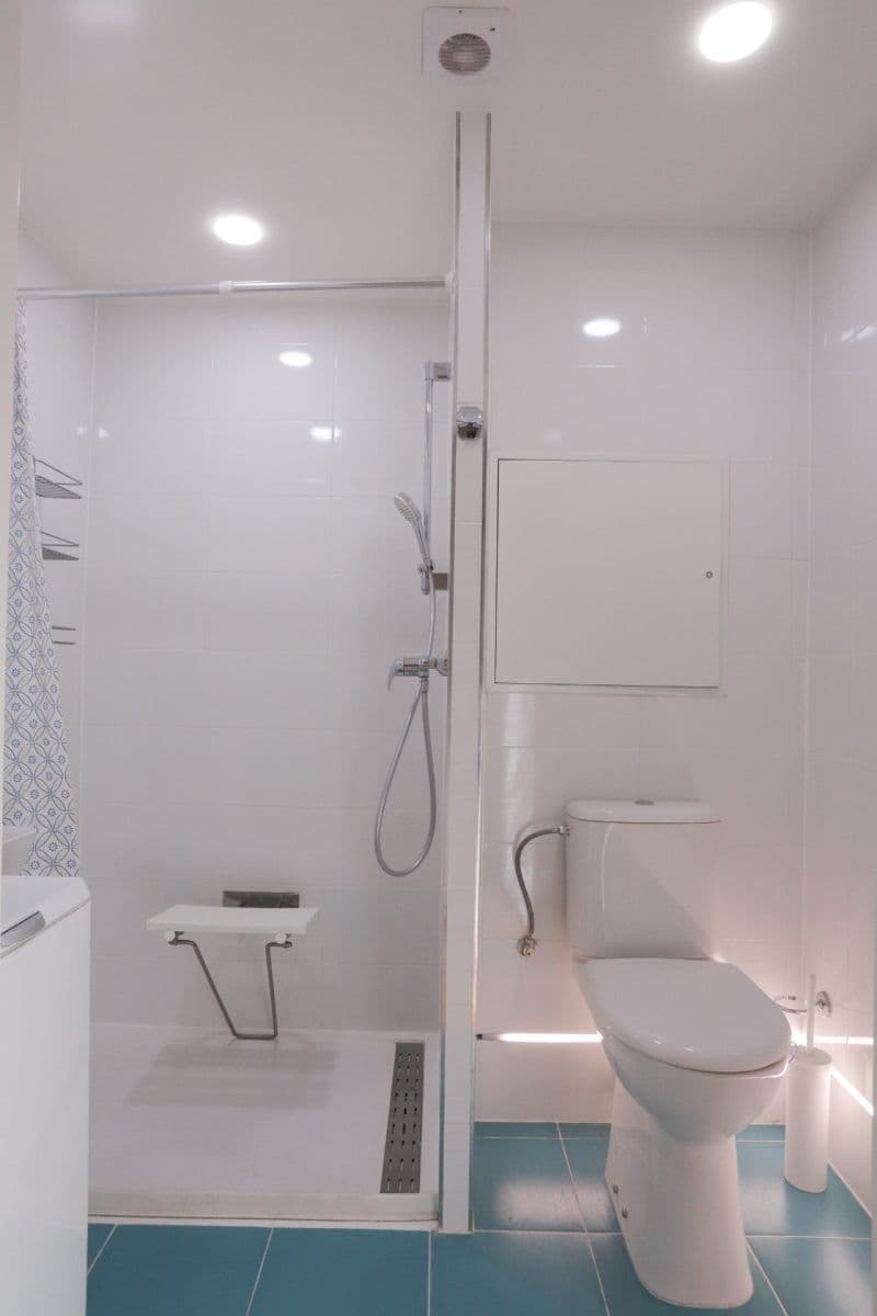 1 bedroom with open-plan kitchen flat to rent, 42 m², Zárybská, Prague, Prague 1 bedroom with open-plan kitchen flat to rent, 42 m², Zárybská, Prague, Prague