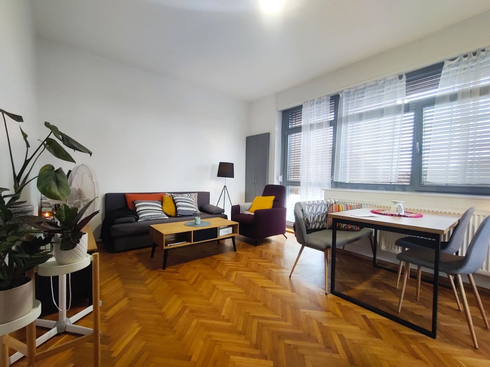 1 bedroom with open-plan kitchen flat to rent, 58 m², Zborovská, Kolín, Středočeský Region 1 bedroom with open-plan kitchen flat to rent, 58 m², Zborovská, Kolín, Středočeský Region