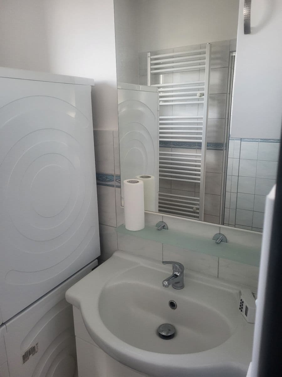 2 bedroom with open-plan kitchen flat to rent, 62 m², Lipová, Brno, Jihomoravský Region 2 bedroom with open-plan kitchen flat to rent, 62 m², Lipová, Brno, Jihomoravský Region