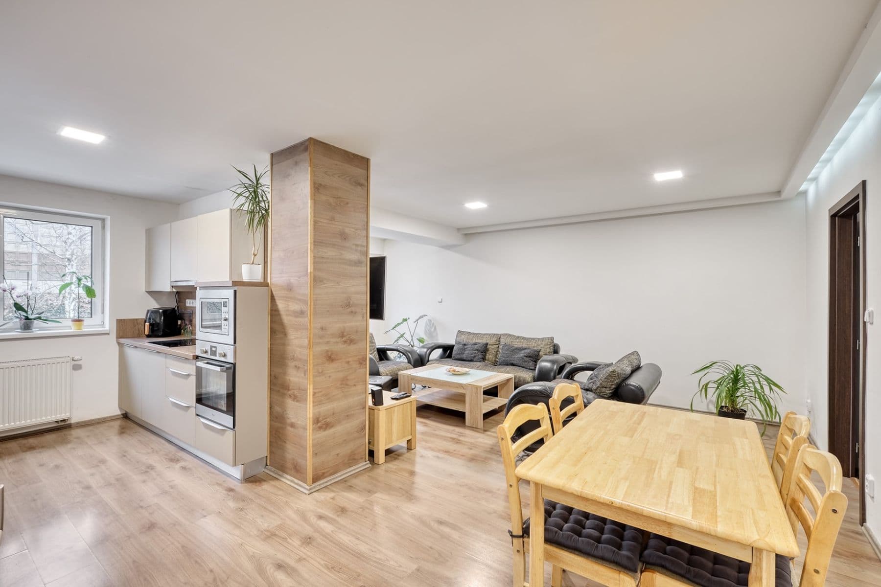 house for sale, 200 m², Českobrodská, Poříčany, Středočeský Region house for sale, 200 m², Českobrodská, Poříčany, Středočeský Region