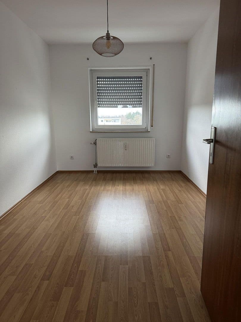 3 bedroom flat to rent, 90 m², Friedrich-Naumann Straße 17, Ludwigshafen am Rhein, Rhineland-Palatinate 3 bedroom flat to rent, 90 m², Friedrich-Naumann Straße 17, Ludwigshafen am Rhein, Rhineland-Palatinate