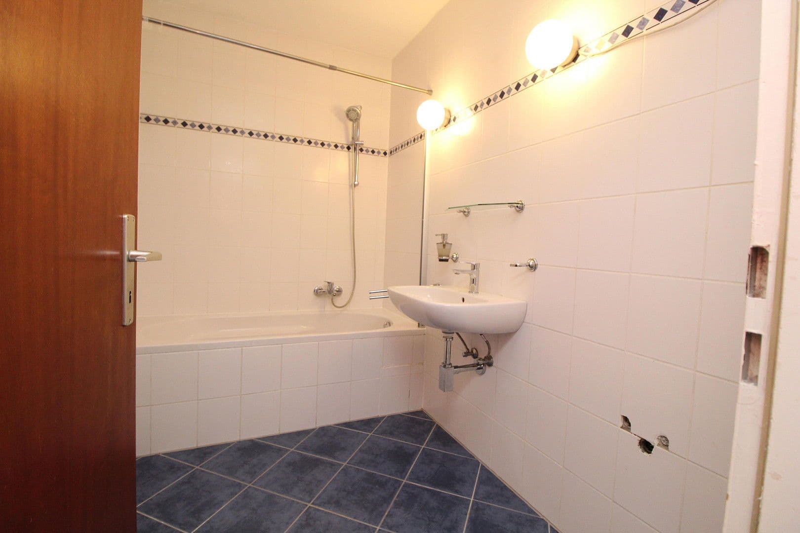 3 bedroom flat to rent, 90 m², Friedrich-Naumann Straße 17, Ludwigshafen am Rhein, Rhineland-Palatinate 3 bedroom flat to rent, 90 m², Friedrich-Naumann Straße 17, Ludwigshafen am Rhein, Rhineland-Palatinate