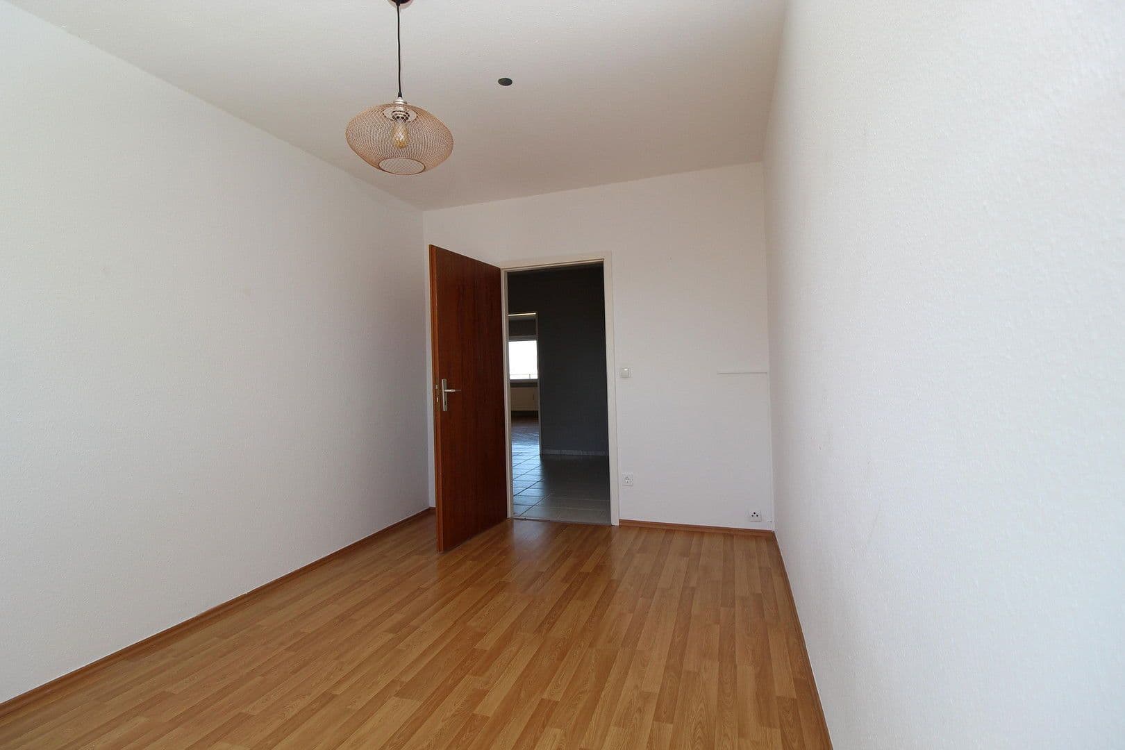 3 bedroom flat to rent, 90 m², Friedrich-Naumann Straße 17, Ludwigshafen am Rhein, Rhineland-Palatinate 3 bedroom flat to rent, 90 m², Friedrich-Naumann Straße 17, Ludwigshafen am Rhein, Rhineland-Palatinate