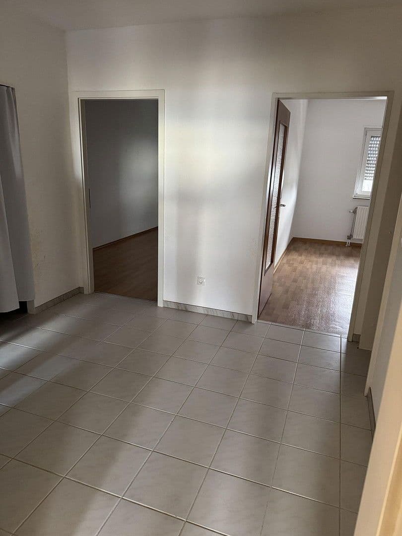 3 bedroom flat to rent, 90 m², Friedrich-Naumann Straße 17, Ludwigshafen am Rhein, Rhineland-Palatinate 3 bedroom flat to rent, 90 m², Friedrich-Naumann Straße 17, Ludwigshafen am Rhein, Rhineland-Palatinate