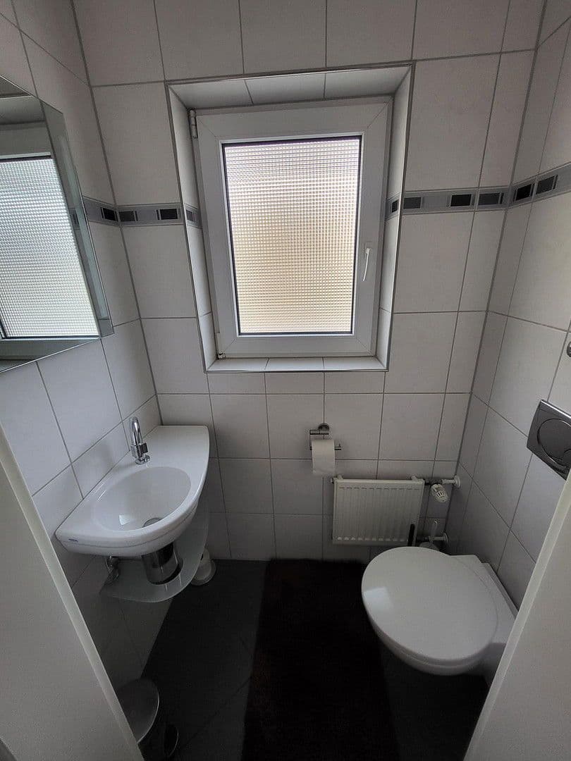 2 bedroom with open-plan kitchen flat to rent, 85 m², Stuttgart, Baden-Württemberg 2 bedroom with open-plan kitchen flat to rent, 85 m², Stuttgart, Baden-Württemberg