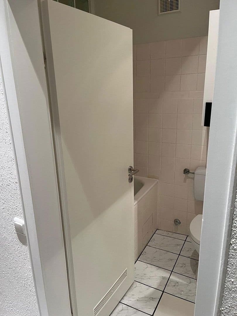 2 bedroom flat to rent, 34 m², Hattinger Str. 915, Bochum, North Rhine-Westphalia 2 bedroom flat to rent, 34 m², Hattinger Str. 915, Bochum, North Rhine-Westphalia