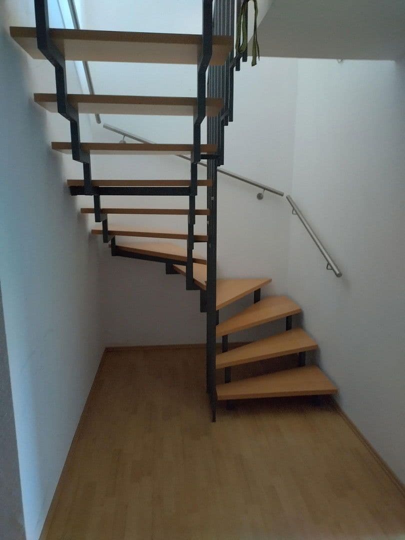 3 bedroom with open-plan kitchen flat for sale, 110 m², Stuttgart, Baden-Württemberg 3 bedroom with open-plan kitchen flat for sale, 110 m², Stuttgart, Baden-Württemberg